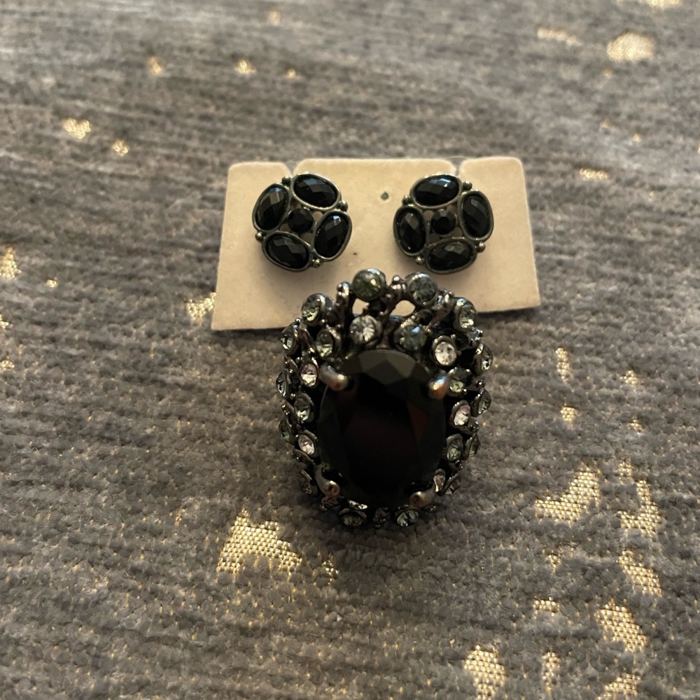 BCBG Ring & Earring Set